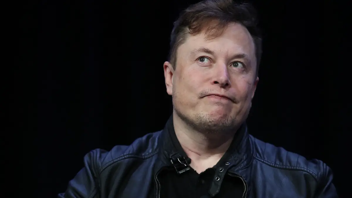 Elon Musk présente ses excuses au créateur de Twitter dont il s'est publiquement moqué