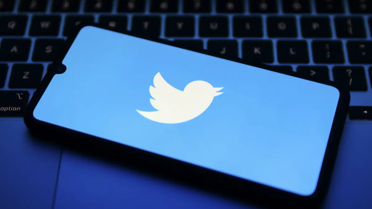 Twitter affiche désormais le nombre de signets sur les tweets