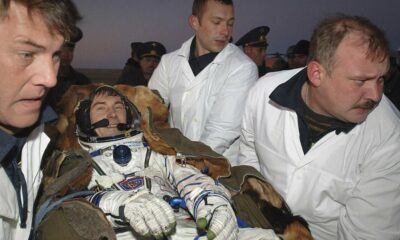 Un cosmonaute s'est retrouvé coincé dans l'espace.  Maintenant, une pop star raconte l'histoire.