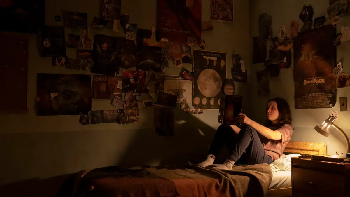 "The Last of Us" épisode 7 : Tous les œufs de Pâques dans la chambre d'Ellie