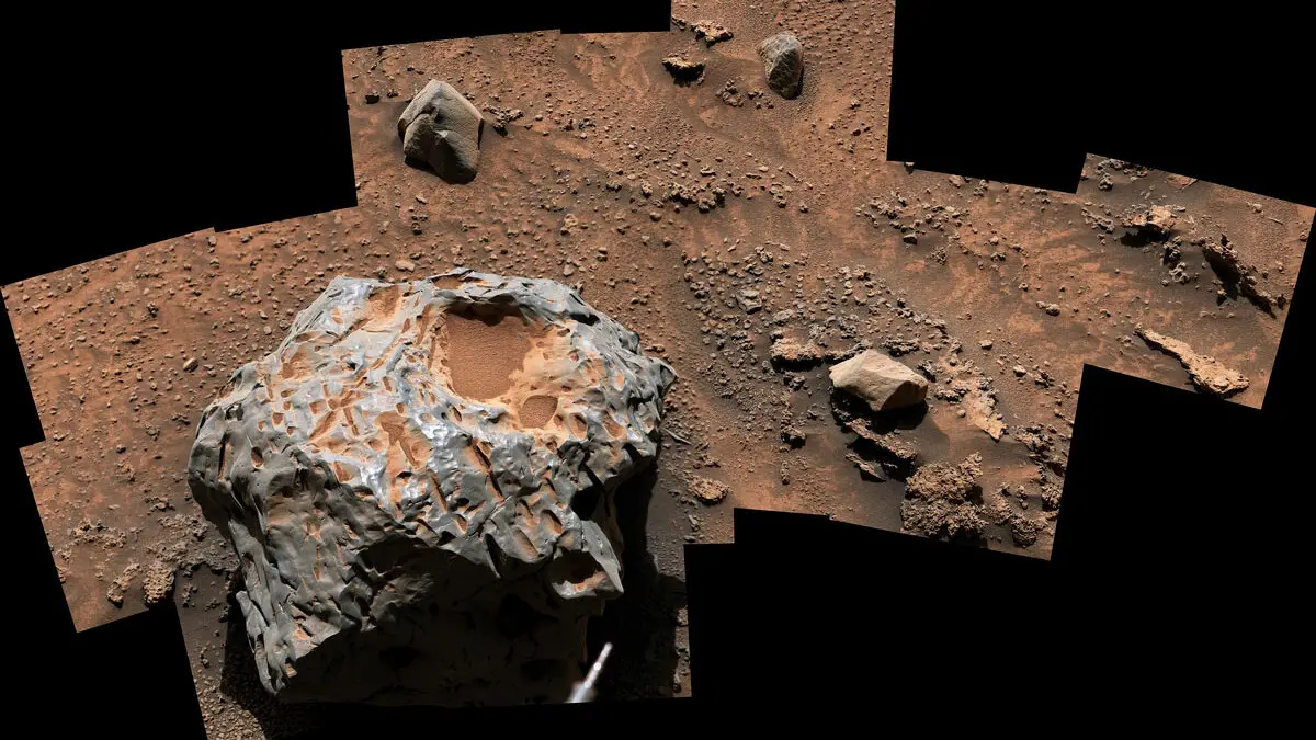 Un rover de la NASA découvre une grosse météorite sur Mars