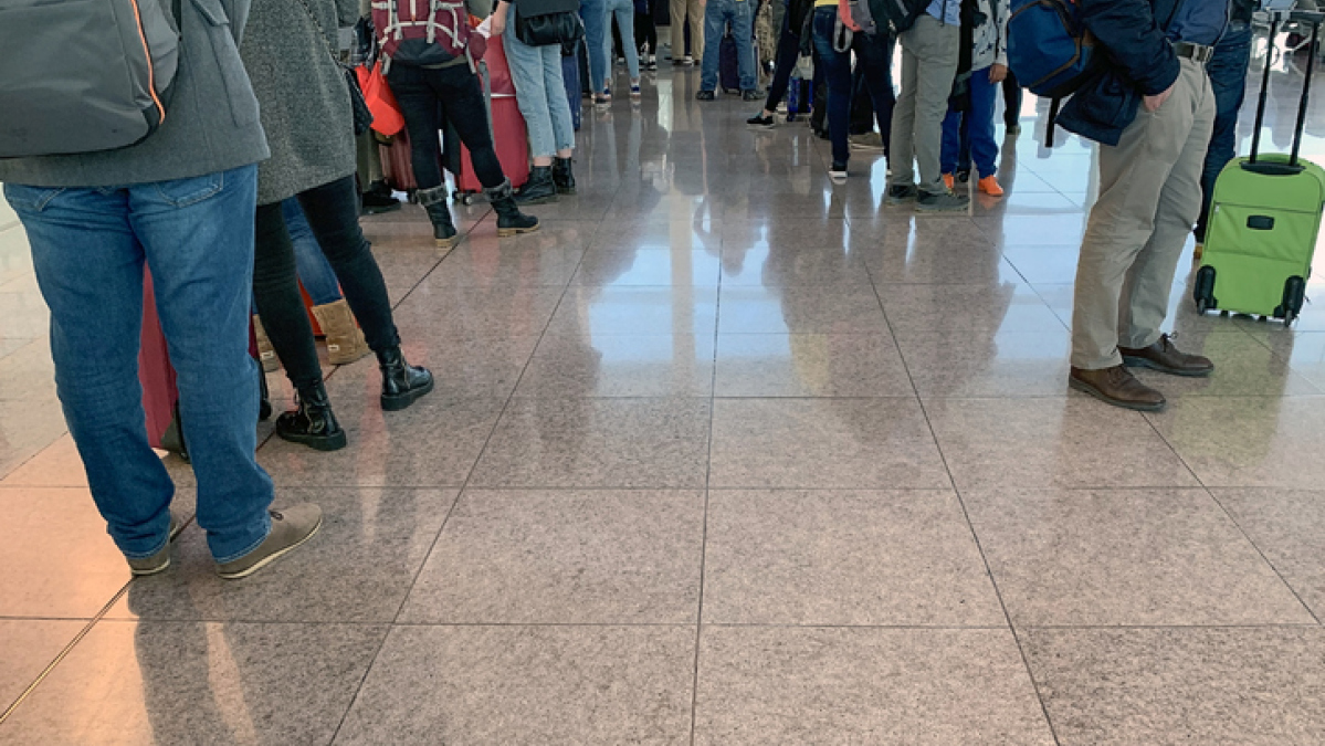 Travel hack : voici comment réserver votre place dans la ligne de sécurité de l'aéroport