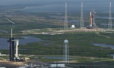 La NASA tentera un lancement lunaire en novembre.  Quelqu'un d'autre le fera aussi.