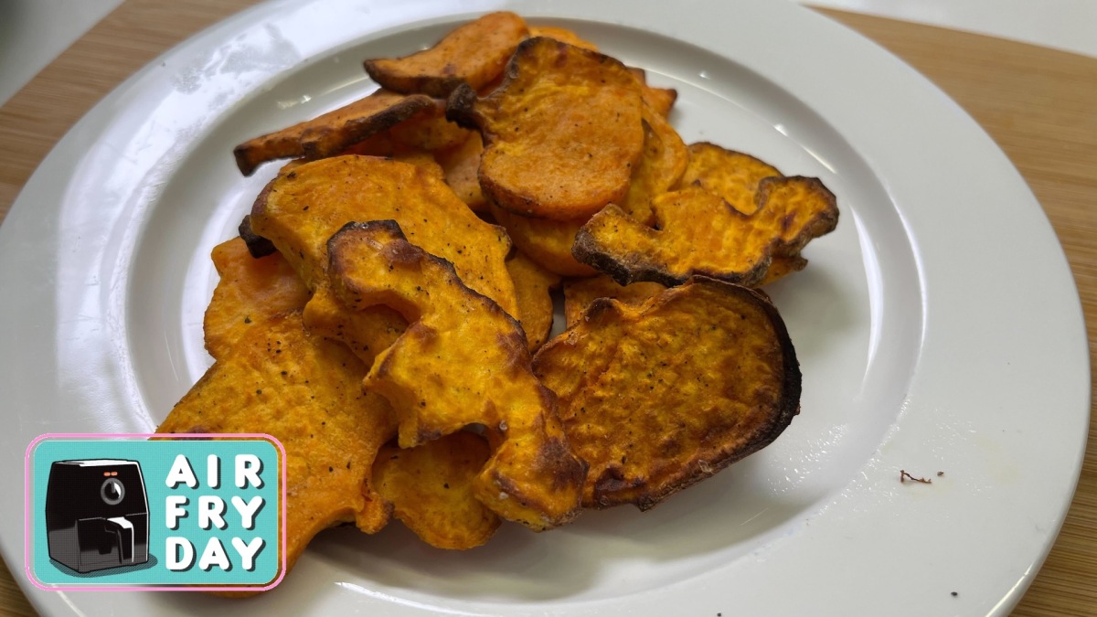 Vous devriez faire des frites de patates douces en forme de citrouilles pour Halloween