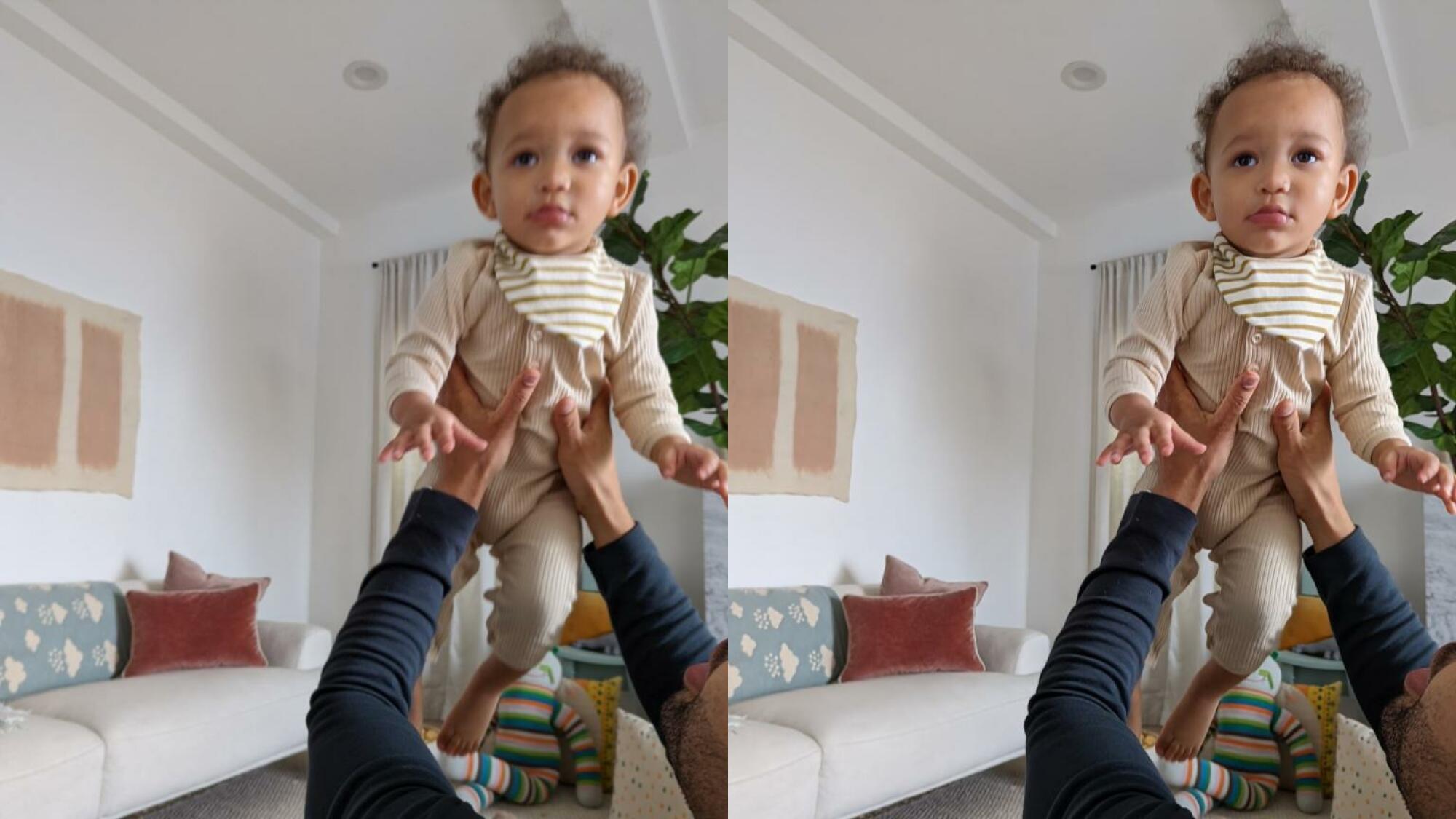 Côte à côte de la même image d'un bébé tenu en l'air montrant l'avant et l'après de la fonction Photo Unblur
