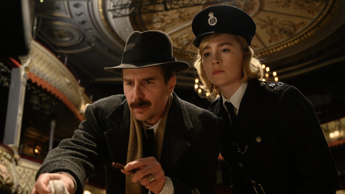 Critique de "See How They Run": Saoirse Ronan dirige un charmant polar inspiré d'Agatha Christie