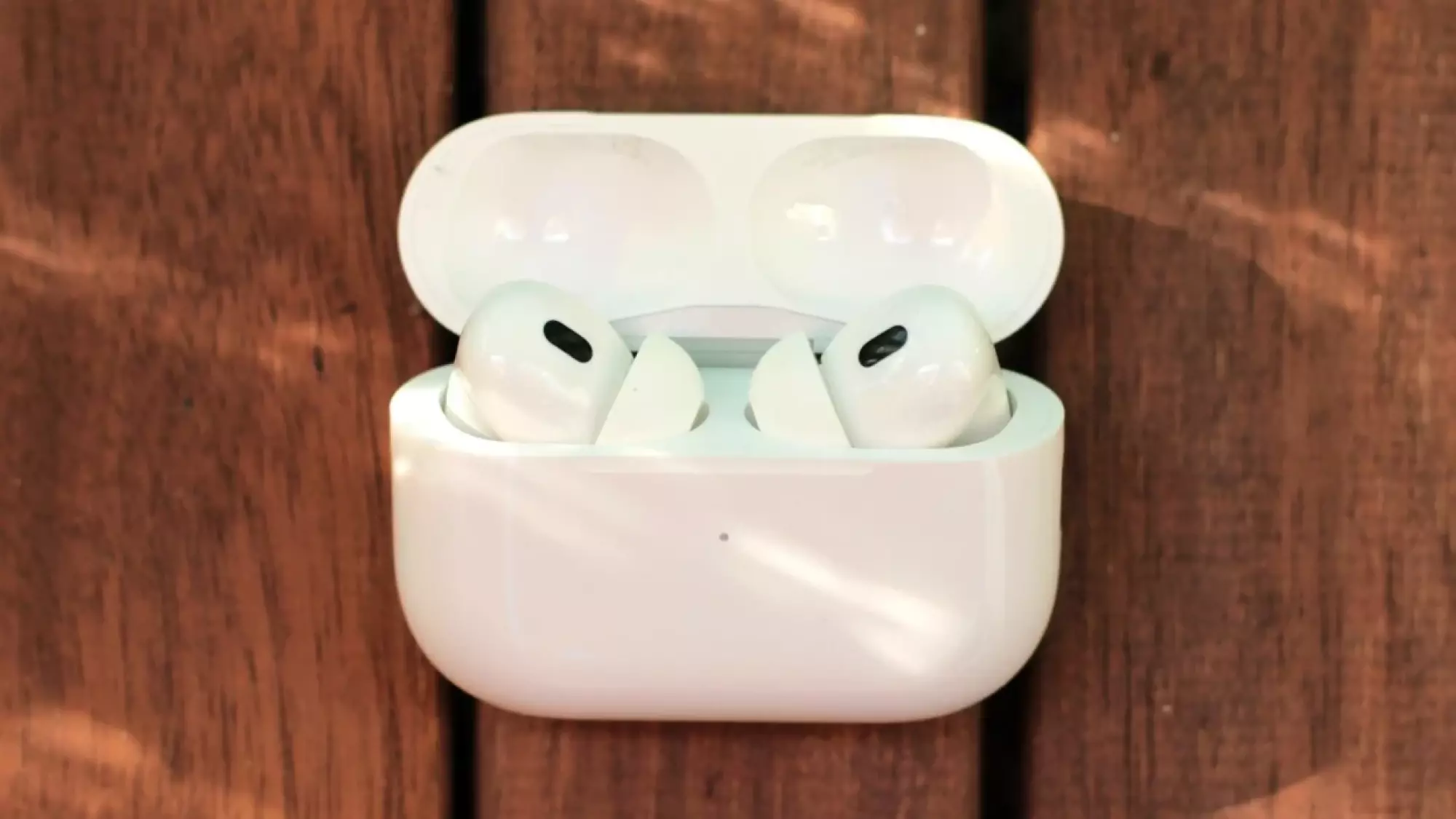 AirPods Pro 2022 dans un étui de chargement