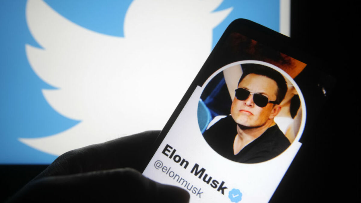 Elon Musk serait désormais officiellement en charge de Twitter et licencie les meilleurs dirigeants