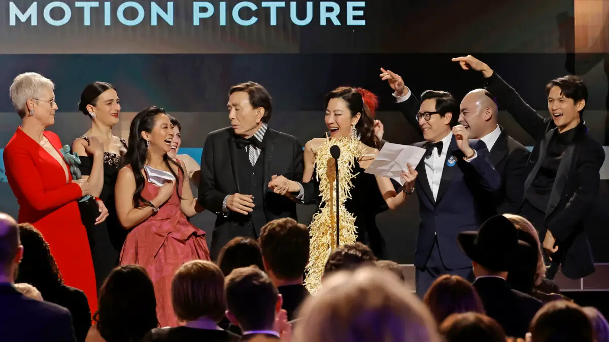 "Everything Everywhere All at Once" a remporté les SAG Awards