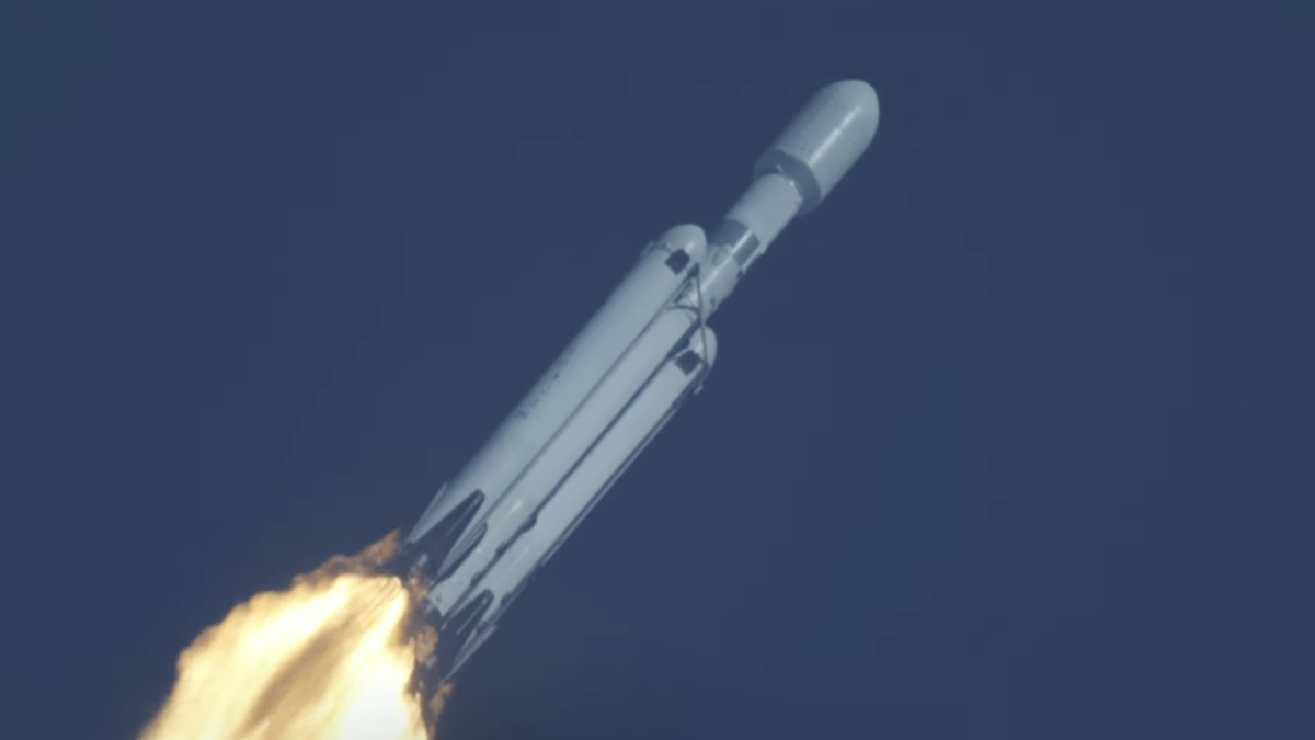 La puissante fusée Falcon Heavy de SpaceX décolle pour une mission secrète