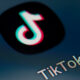 La recherche de TikTok suggère de la désinformation près de 20% du temps, selon un rapport