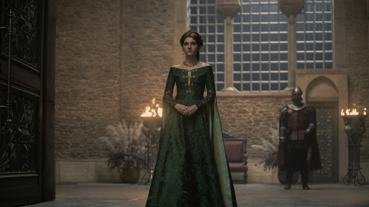 La robe verte d'Alicent dans 'House of the Dragon' est un mouvement de puissance majeur.  Voici pourquoi c'est si important.