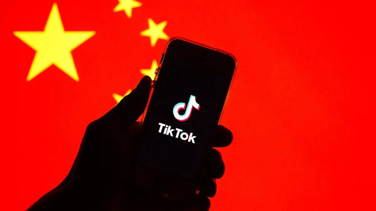 TikTok admet avoir espionné les utilisateurs américains alors que les efforts pour interdire l'application se réchauffent