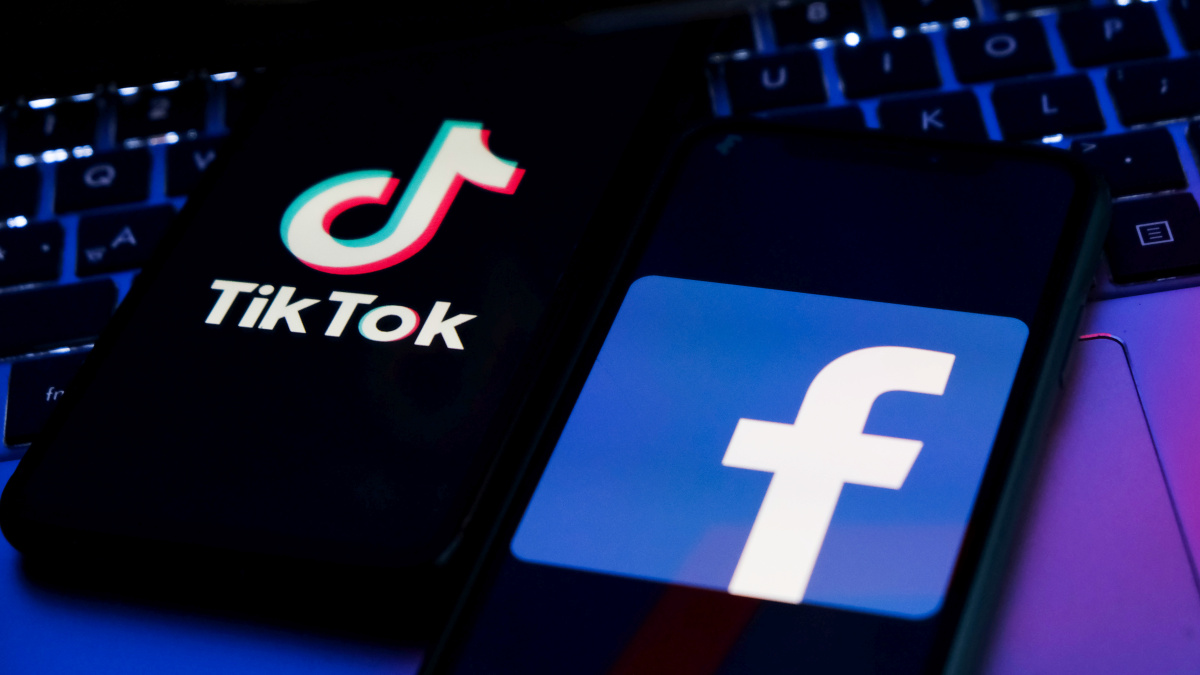 Une expérience révèle que TikTok et Facebook approuvent les publicités poussant à la désinformation électorale