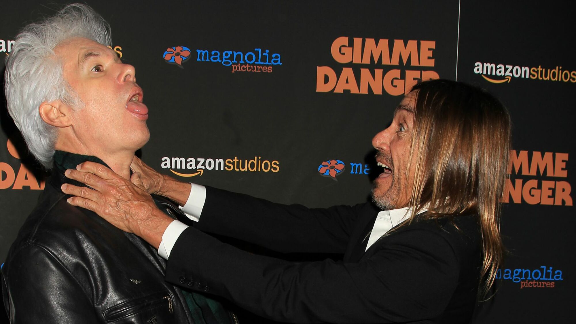 Jim Jarmusch et Iggy Pop s'amusent sur le tapis rouge pour 