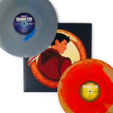 Une image de la réédition en vinyle du San Diego Comic-Con 2022 exclusive à Mondo de Marvel du "Shang-Chi et la légende des dix anneaux" bande sonore.