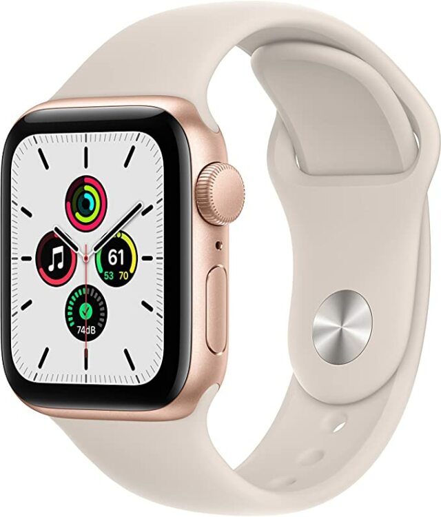 Apple Watch SE en or rose avec bracelet.  Le cadran de la montre affiche une horloge analogique.