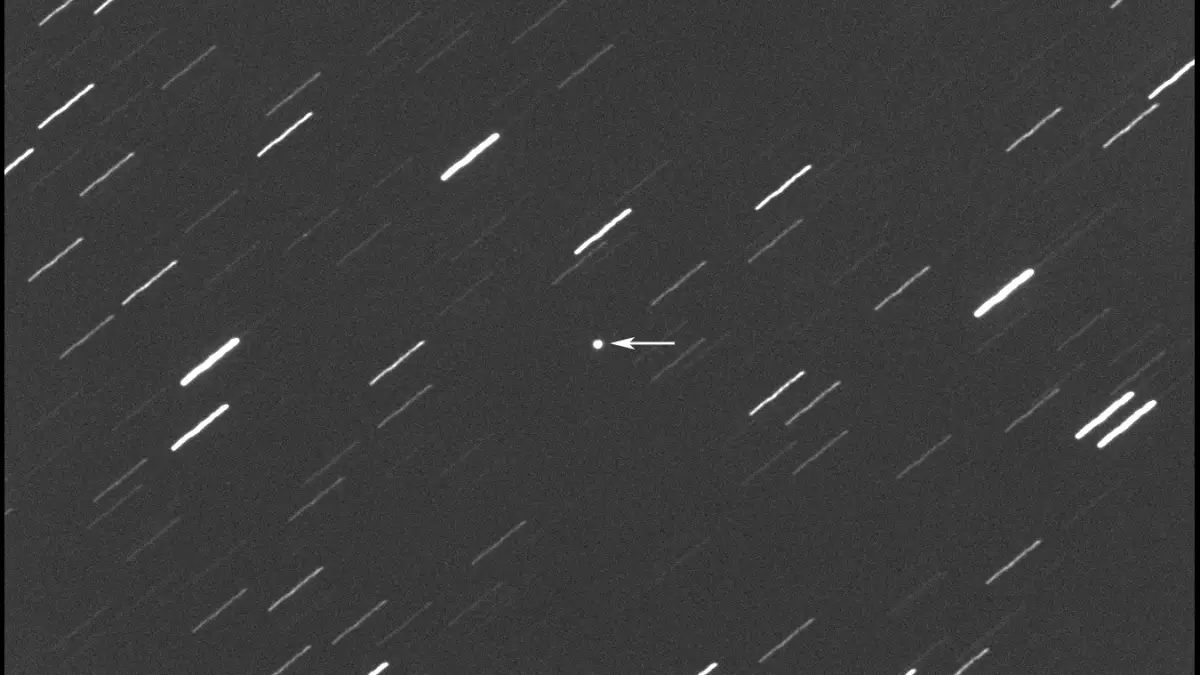 Un astronome capture l'image de l'énorme astéroïde d'un kilomètre de large passant (en toute sécurité) sur la Terre