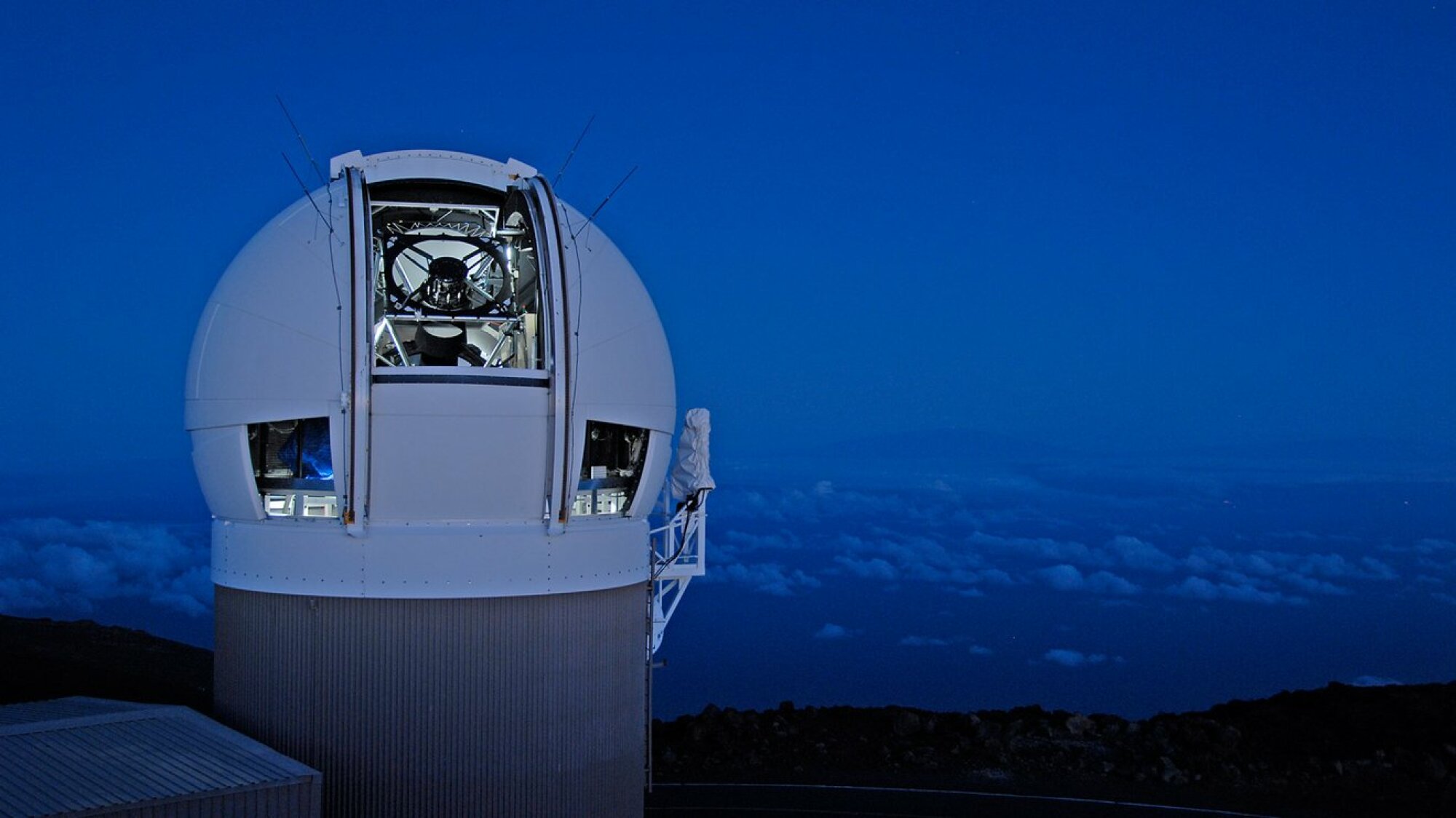 le télescope Pan-STARRS au sommet de Maui