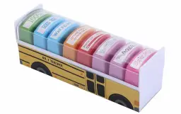 timbres dans un conteneur en forme de bus