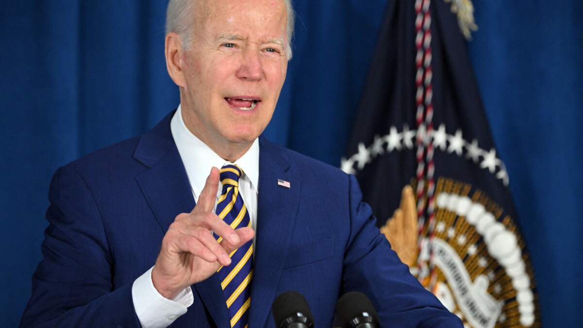 "Beaucoup de chance lors de son voyage sur la lune": Biden déchire Elon Musk sur son plan de suppression d'emplois chez Tesla