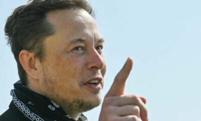 Elon Musk, désormais le plus grand actionnaire de Twitter, demande si les utilisateurs veulent un bouton d'édition