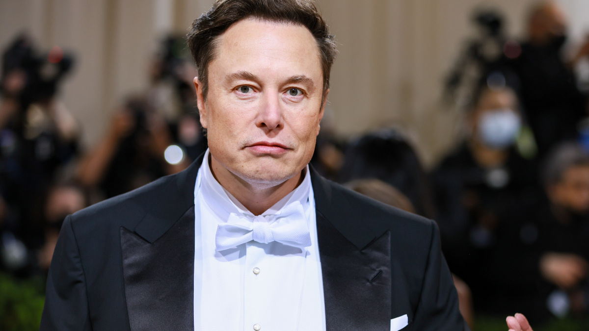 Elon Musk se sent «super mal» à propos de l'économie et veut licencier 10% de la main-d'œuvre de Tesla