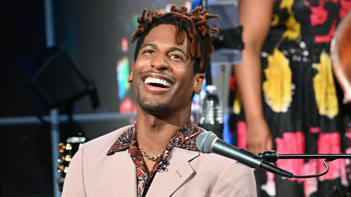 Jon Batiste quitte "The Late Show" après 7 ans