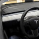 Les conducteurs de Tesla ne pourront plus effrayer les piétons avec Boombox