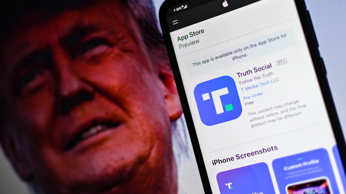 Même Donald Trump n'utilise pas Truth Social comme téléchargements pour le stand de l'application