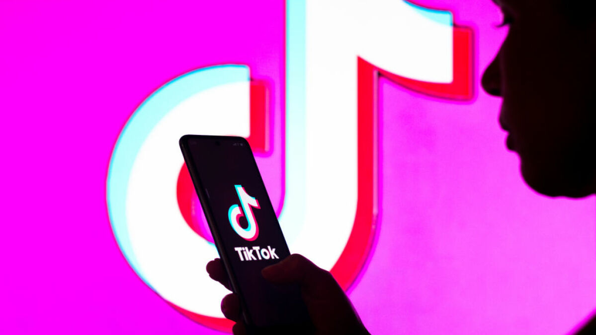 Pourquoi les gens commentent-ils "l'heure du conte" et "recadrer" sur TikTok ?  Une enquête.