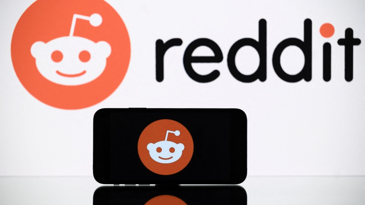 Reddit interdit tous les liens vers les médias d'État russes, y compris RT et Sputnik