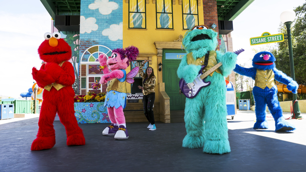 Sesame Place organisera une formation sur la diversité après que des vidéos montrent des filles noires, d'autres snobées