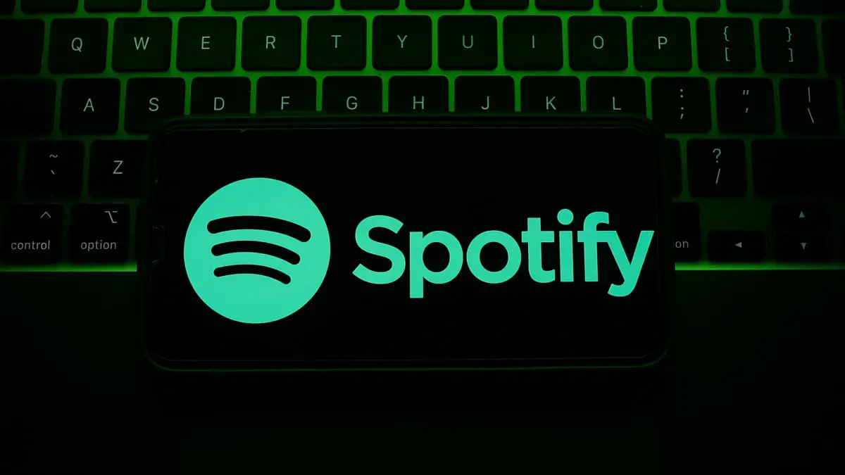 Spotify supprime des milliers de chansons générées par l'IA