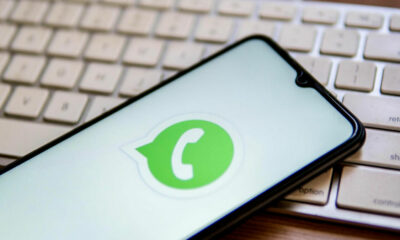 Vous pouvez désormais réagir aux messages WhatsApp avec n'importe quel emoji