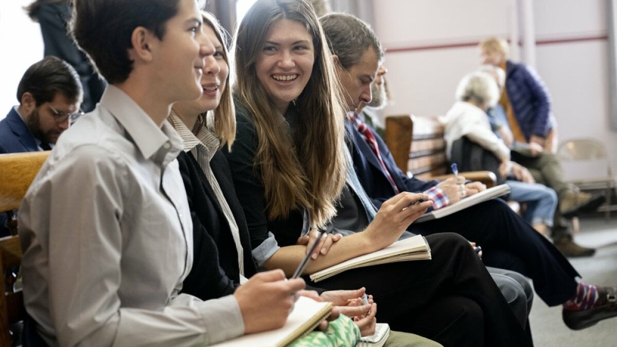 Les défenseurs des jeunes plaident leur cause révolutionnaire devant les tribunaux pour l'action climatique