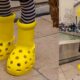 MSCHF Crocs : l'été Big Yellow Boots est apparemment arrivé