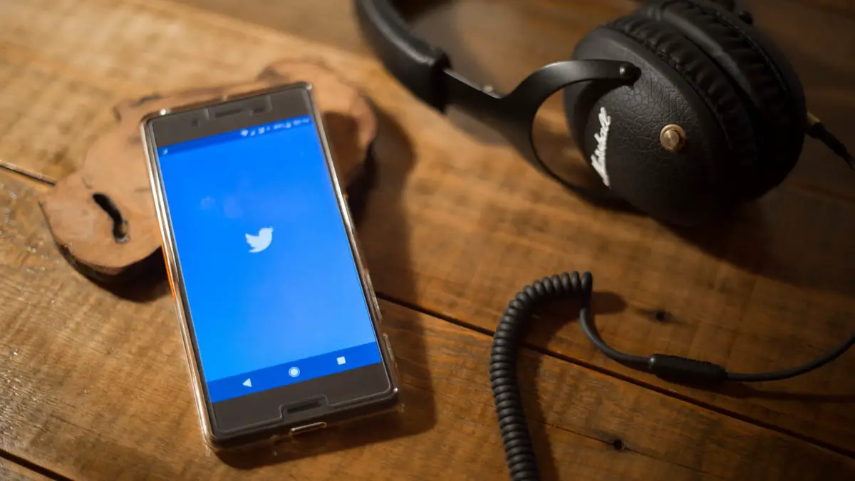 17 éditeurs de musique poursuivent Twitter, alléguant une infraction