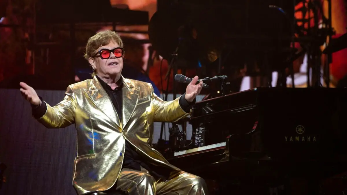 La performance d'Elton John à Glastonbury parmi les émissions de télévision les plus regardées de l'année