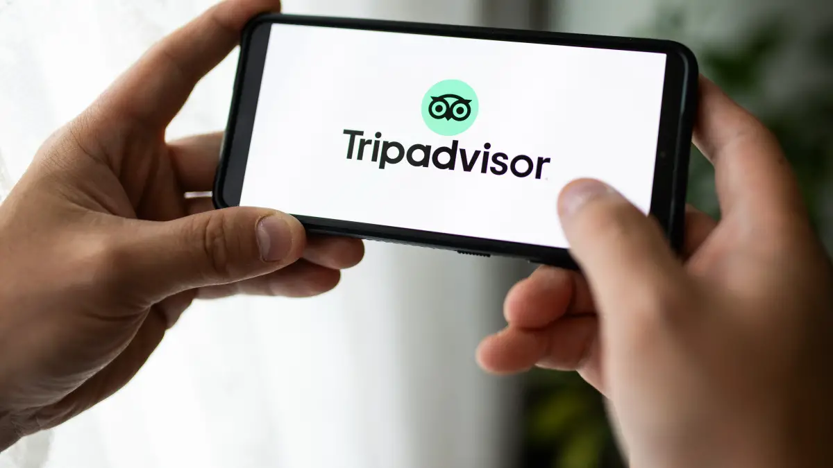 Comment utiliser l'assistant alimenté par l'IA de Tripadvisor pour créer un itinéraire de voyage