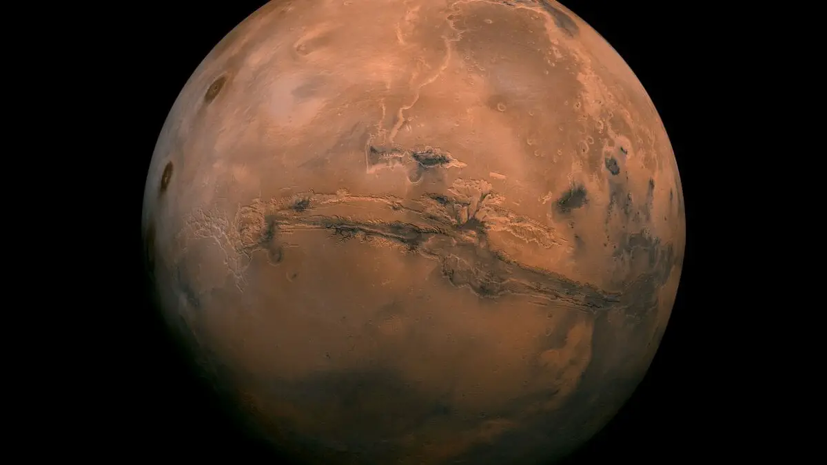 Oui, Mars tourne plus vite.  Voici ce que la NASA a trouvé.