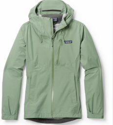 Veste Patagonia Granite Crest de couleur Sedge Green sur fond blanc