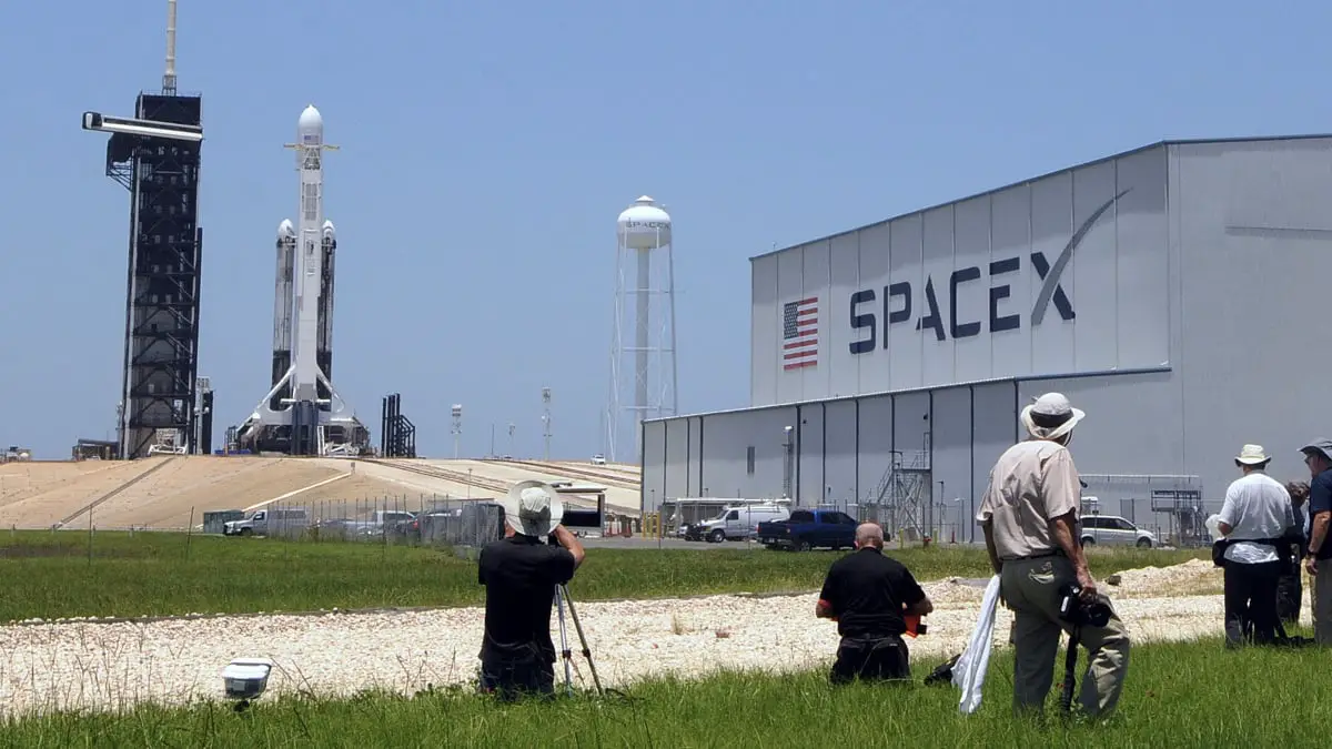 Le gouvernement américain poursuit SpaceX pour discrimination