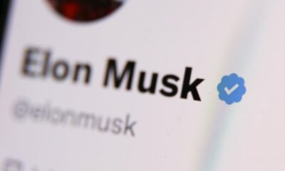 X/Twitter d'Elon Musk permet aux utilisateurs payants de cacher leurs coches bleues
