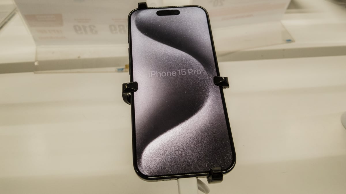 Il existe un correctif pour le problème de surchauffe de l’iPhone 15.  Mais ça ne va pas vous plaire.