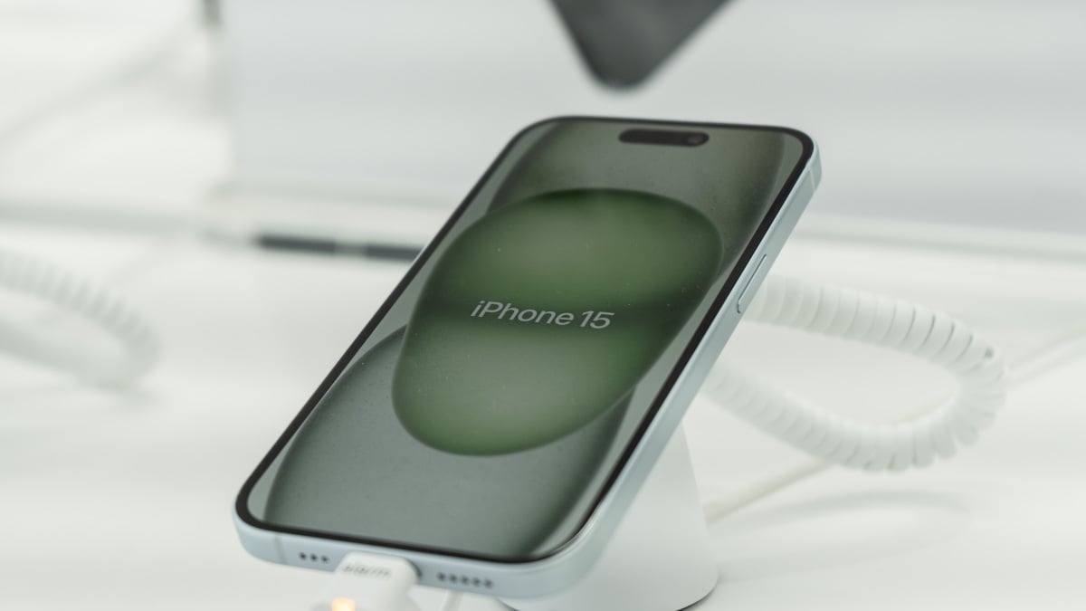 Le test de durabilité de l’iPhone 15 est en cours : s’est-il brisé comme l’iPhone 15 Pro ?