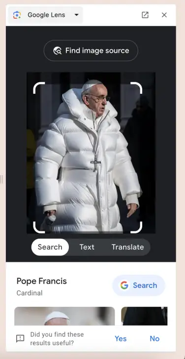 L'outil de recherche d'images Google mettant en avant l'image du Pape.