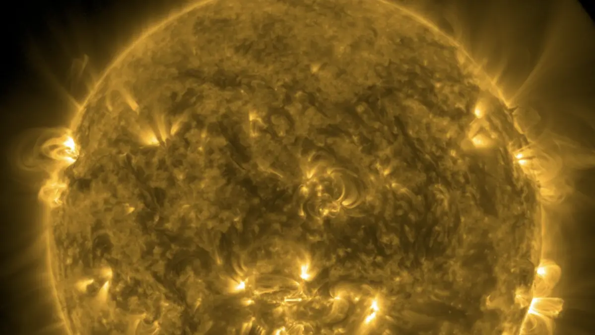 Le soleil regorge d'activité intense, selon des images de la NASA