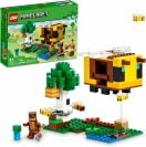 LEGO Minecraft Le Bee Cottage sur fond blanc