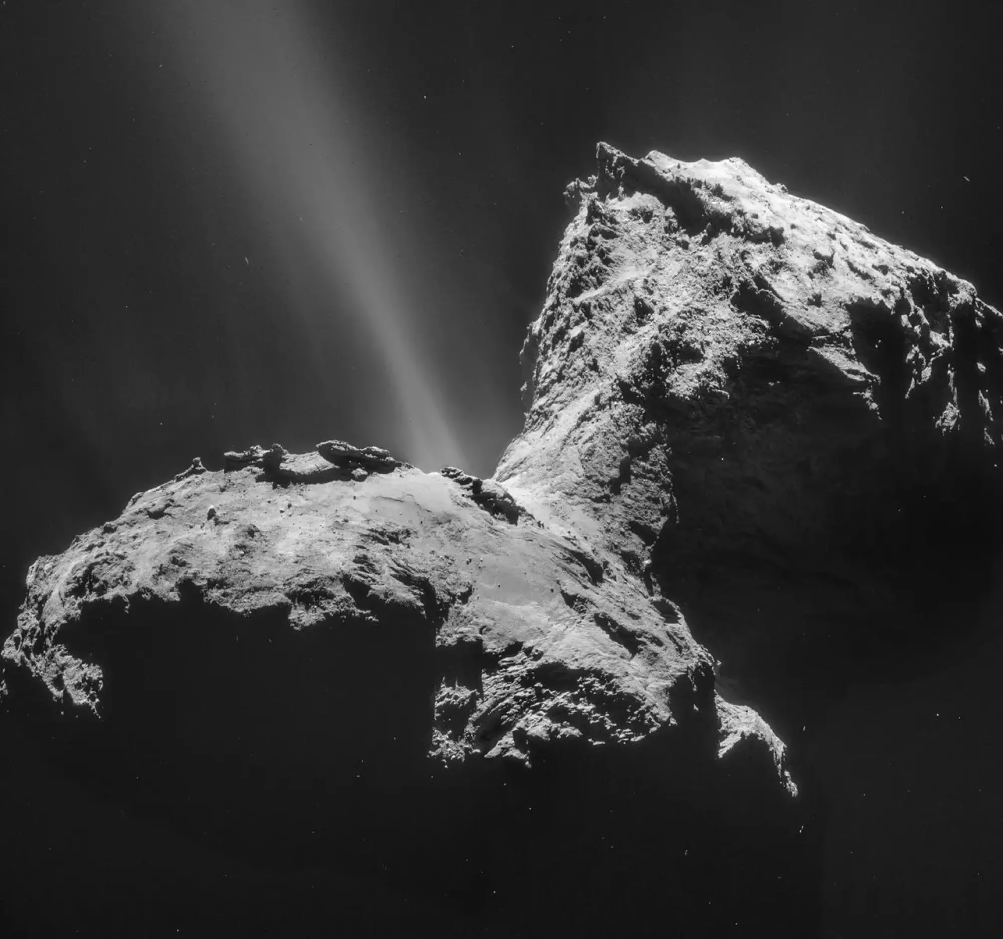 Mission Rosetta étudiant la comète 67P Churyumov-Gerasimenko